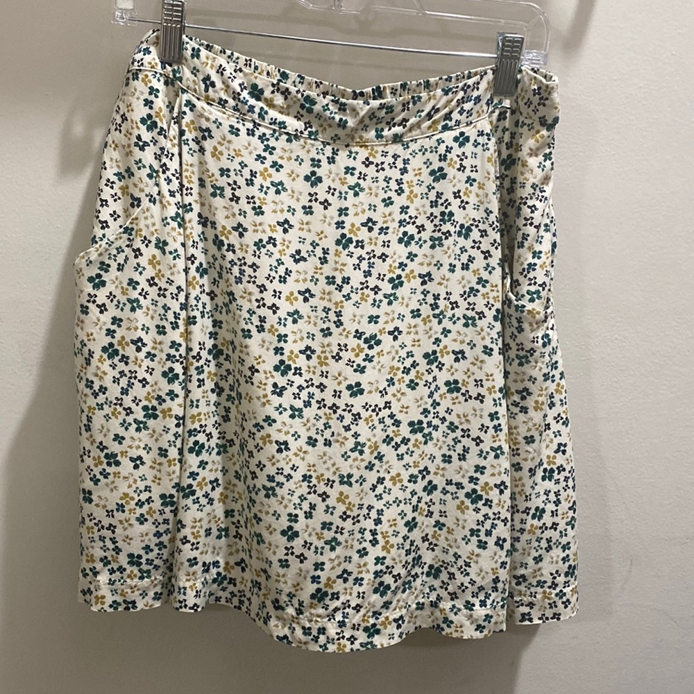 Old Navy floral skirt